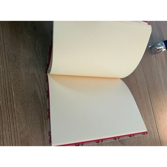 GUCCI Red Original Monogram Notebook - Picture 3 of 5